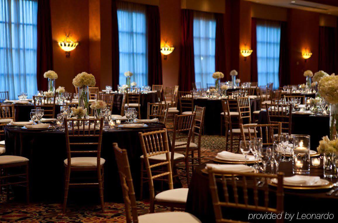 Renaissance Tulsa Hotel & Convention Center Restoran gambar